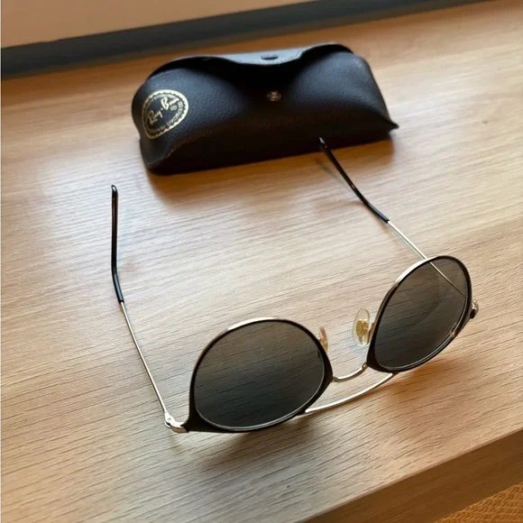 Ray-Ban Black and Gold Women's Sunglasses with Case - Picture 5 of 13